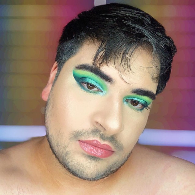 The Big Gay Lifestyle ( David ) Loves his Dominic Paul cosmetics contour palette
